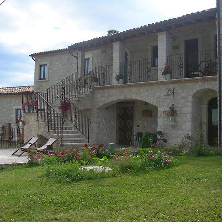 Agriturismo Borgo San Martino Villa Abbateggio Exterior photo